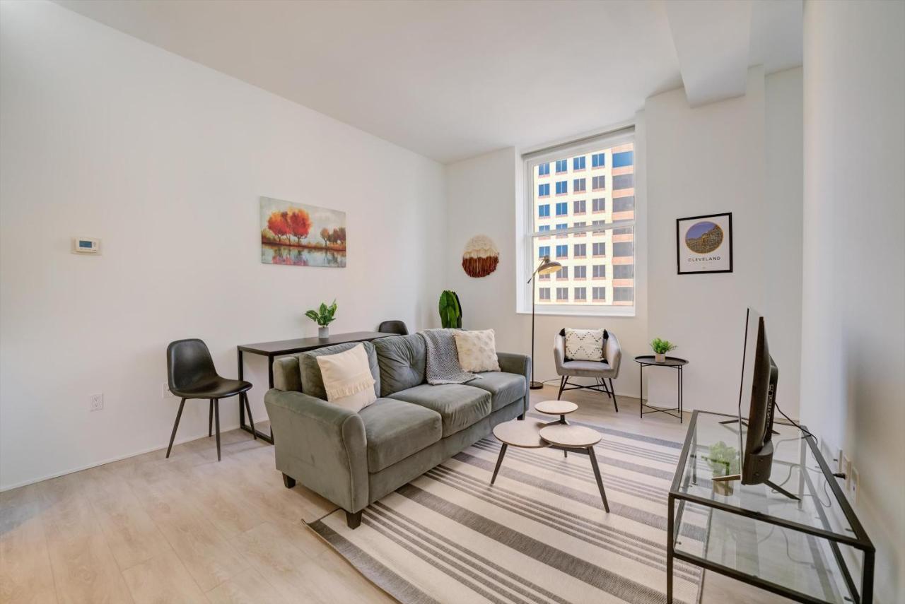 Frontdesk Lofts At 629 Euclid Downtown Cleveland Apartment ห้อง รูปภาพ